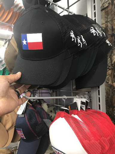 Sporting Goods Store «Academy Sports + Outdoors», reviews and photos, 4627 East Sam Houston Pkwy S, Pasadena, TX 77505, USA