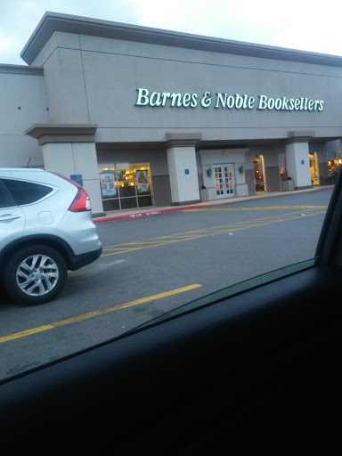 Book Store «Barnes & Noble Booksellers Ingram Festival», reviews and photos, 6065 NW Loop 410 #185, San Antonio, TX 78238, USA