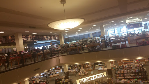 Book Store «Barnes & Noble», reviews and photos, 100 Greyrock Pl, Stamford, CT 06901, USA