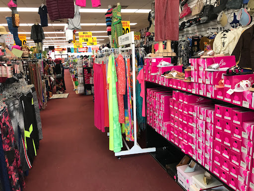 Shoe Store «Lizzys Shoes», reviews and photos, 4930 Schaefer Rd, Dearborn, MI 48126, USA