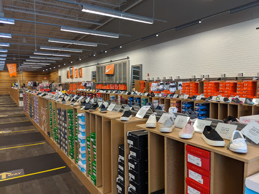 Shoe Store «DSW Designer Shoe Warehouse», reviews and photos, 4 S Tunnel Rd, Asheville, NC 28805, USA