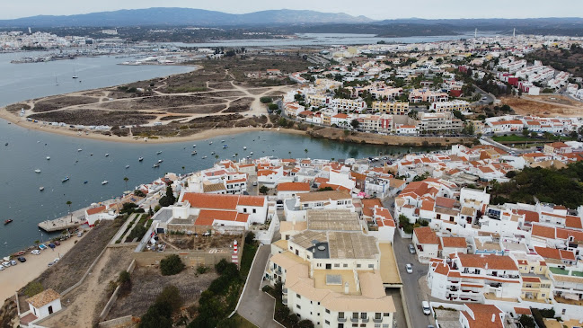 Praça Rainha Dona Leonor 5 8400, Ferragudo, Portugal