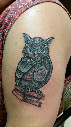 Tattoo Shop «Stay Gold Tattoo Studio», reviews and photos, 1351 Decatur Hwy Suite 115 ,117, Fultondale, AL 35068, USA