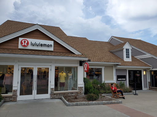 Sportswear Store «lululemon», reviews and photos, 498 Red Apple Ct #430, Central Valley, NY 10917, USA
