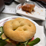 Photo n°2 de l'avis de melike.e fait le 15/11/2023 à 08:33 sur le  Panini Durini à Milan