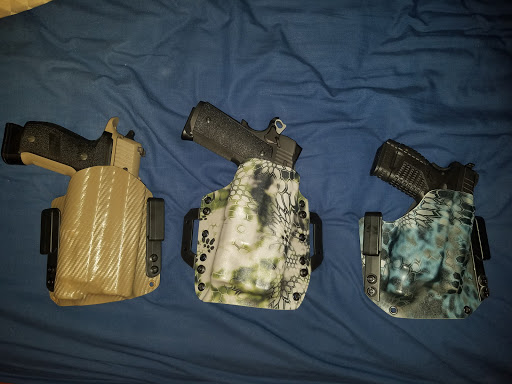 Gun Shop «Black Rhino Concealment», reviews and photos, 24 Center Dr #6, Gilberts, IL 60136, USA