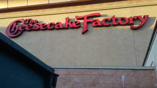 Restaurant «The Cheesecake Factory», reviews and photos, 210 Andover St, Peabody, MA 01960, USA