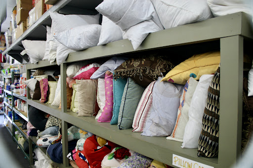 Thrift Store «The Main Place Thrift Store», reviews and photos, 1631 El Camino Real, Tustin, CA 92780, USA