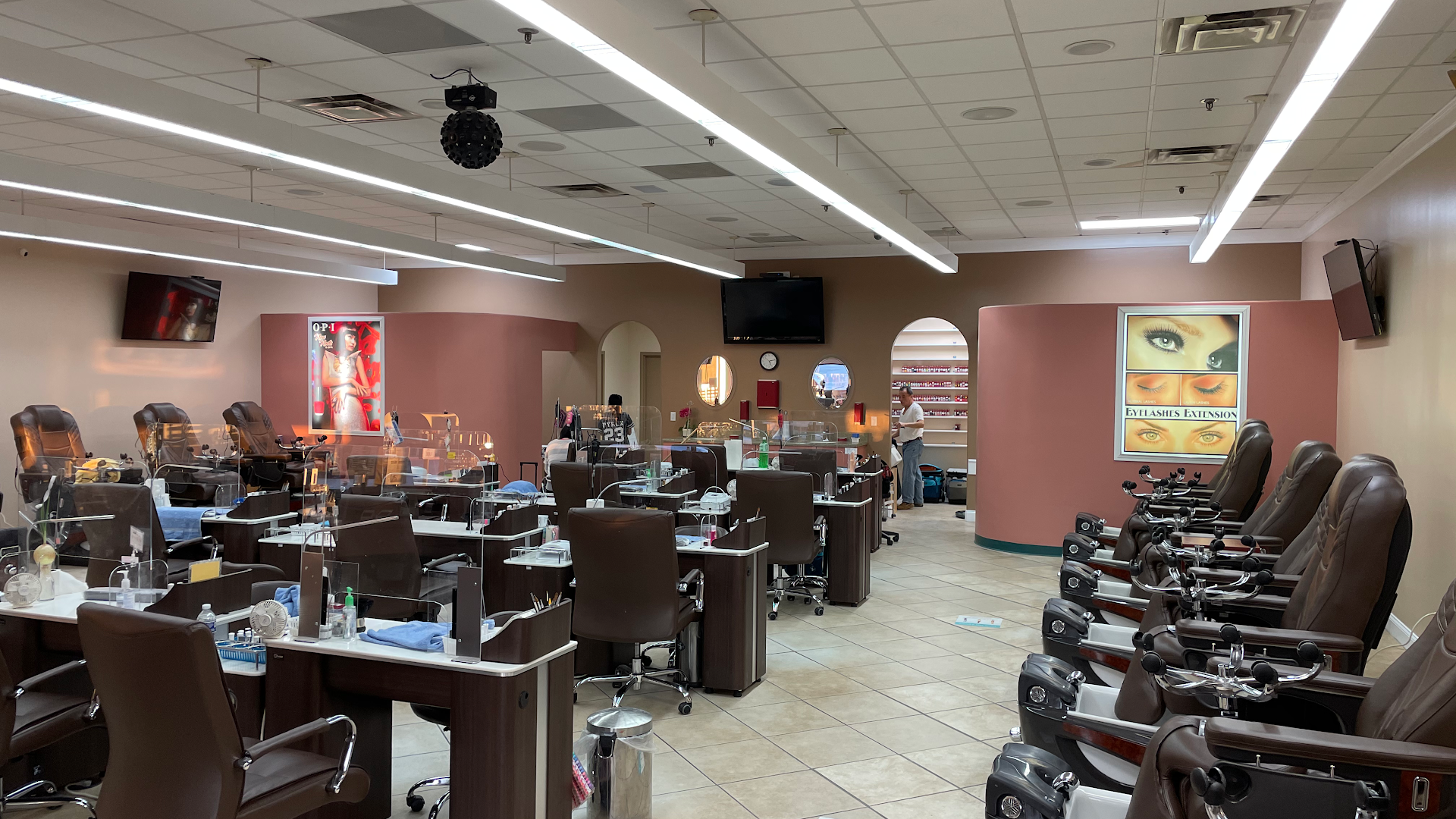 New Nails Salon And Spa Decatur