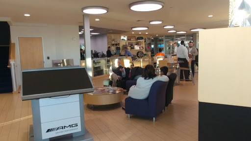 Mercedes Benz Dealer «Mercedes-Benz of Bellevue», reviews and photos, 11850 Bel-Red Rd, Bellevue, WA 98005, USA