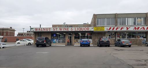 Walnut Street Liquor Store, 251 Walnut St, Lockport, NY 14094, USA, 