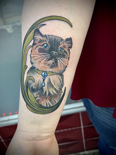 Explore daughter name tattoo ideas for dad, creative tattoo ideas in Castle Rock, available at Hidden Thorn Tattoo Studio