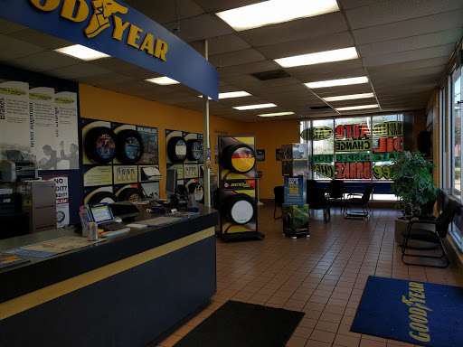 Tire Shop «GOODYEAR ONE STOP TIRE & AUTOMOTIVE», reviews and photos, 5900 Independence Pkwy, Plano, TX 75023, USA