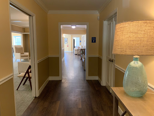 Funeral Home «Yates Funeral Home & Crematory», reviews and photos, 1101 US-1, Fort Pierce, FL 34950, USA