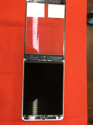 Cell Phone Store «Electronics Repair», reviews and photos, 810 8th St NE, Watertown, SD 57201, USA