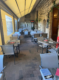 Atmosphère du Restaurant français Comme A la Maison à Le Puy-en-Velay - n°1