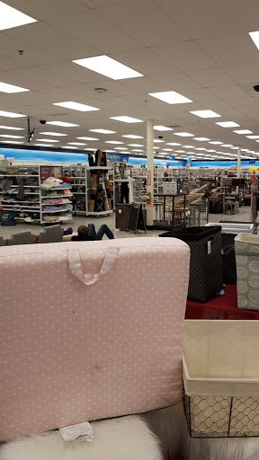 Clothing Store «Ross Dress for Less», reviews and photos, 201 University Oaks Blvd, Round Rock, TX 78664, USA