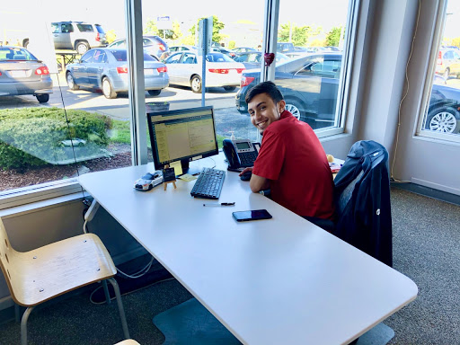 Used Car Dealer «Auto Warehouse», reviews and photos, 3375 Grand Ave, Waukegan, IL 60085, USA