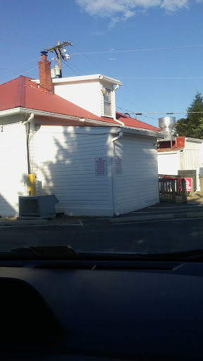 Wine Store «Etchison Country Store», reviews and photos, 7000 Damascus Rd, Gaithersburg, MD 20882, USA