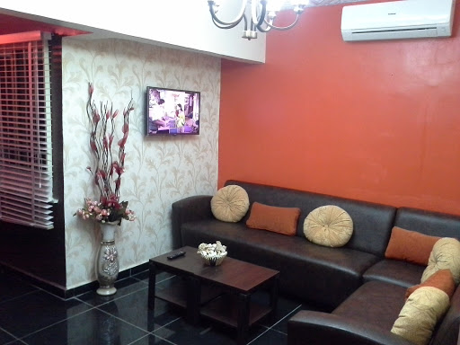 Triple D Salon and Spa, No 180 Gado Nasko Road Phase 4 Grace of God Compound, 22 Rd, opp. Yellow page, Kubwa, Abuja, Nigeria, Tourist Attraction, state Kaduna