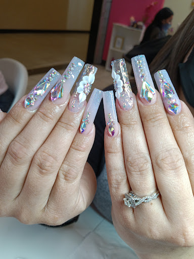 Shoe Store «Famous Footwear», reviews and photos, 7611 W Thomas Rd, Phoenix, AZ 85033, USA