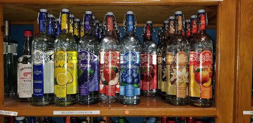 Liquor Store «Majestic Spirits-Wine & Liquor», reviews and photos, 3705 Malco Way, Memphis, TN 38125, USA