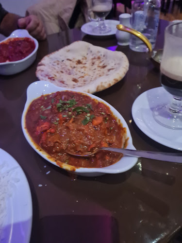 Reviews of The New Lahore in Newport - Restaurant