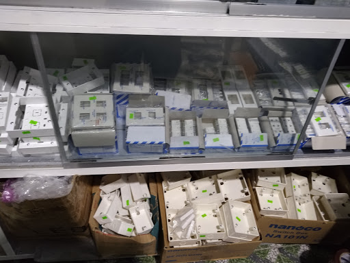 Top 20 cửa hàng speedo Huyện Hòn Đất Kiên Giang 2022