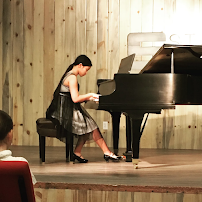 Oill Piano Universe