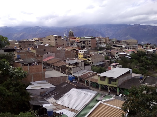 tres de Noviembre, Santa Isabel, Ecuador