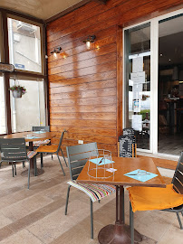 Atmosphère du Restaurant de fruits de mer L'Oyster Bar - Restaurant coquillage à La Ciotat - n°2