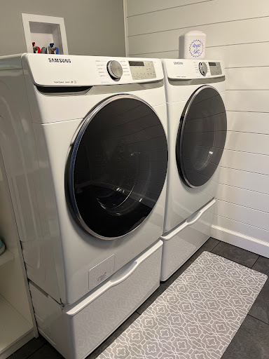 Furniture Rental Service «RENT-2-OWN Mount Vernon», reviews and photos, 1411 Coshocton Ave, Mt Vernon, OH 43050, USA