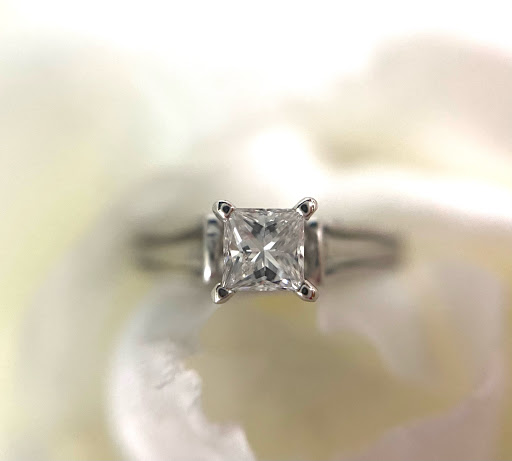 Wholesale Jeweler «Downtown Goldsmith», reviews and photos, 139 N Woodland Blvd, DeLand, FL 32720, USA