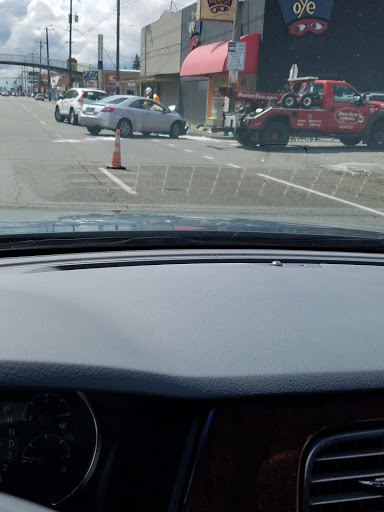 Motorcycle Parts Store «Seattle Cycle Center - Seattle Scooter Center», reviews and photos, 10201 Aurora Ave N, Seattle, WA 98133, USA