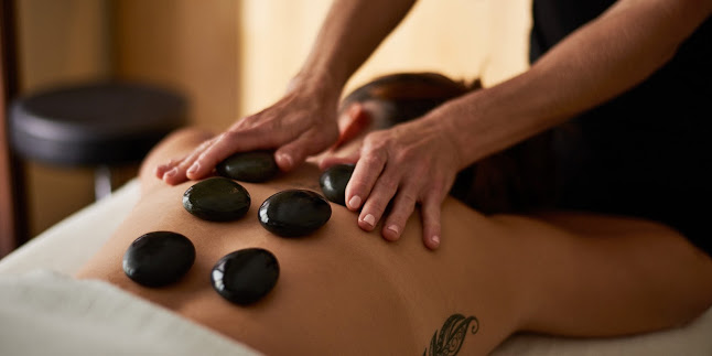 The Mobile Masseur - Bedford - Massage therapist