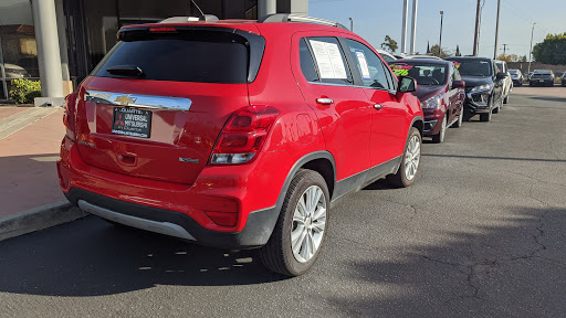 Mitsubishi Dealer «Universal Auto Group dba Glendale Mitsubishi», reviews and photos, 1235 S Brand Blvd, Glendale, CA 91204, USA