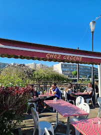Atmosphère du Restaurant français Chez Gégène à Joinville-le-Pont - n°11