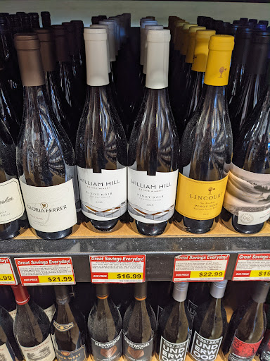 Liquor Store «BevMax», reviews and photos, 835 E Main St, Stamford, CT 06902, USA