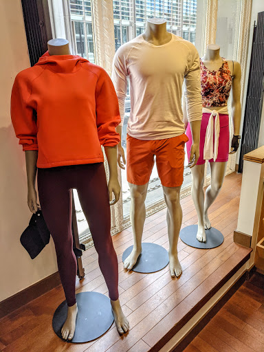 Sportswear Store «lululemon», reviews and photos, 327 Grant Ave, San Francisco, CA 94108, USA