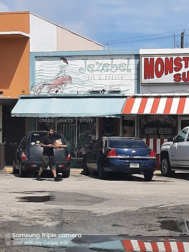 Shopping Mall «Gateway Shopping Center», reviews and photos, 1900 E Sunrise Blvd, Fort Lauderdale, FL 33304, USA