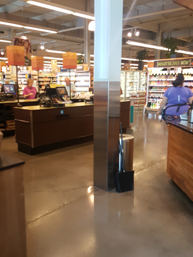 Grocery Store «Whole Foods Market», reviews and photos, 3202 W Friendly Ave, Greensboro, NC 27408, USA