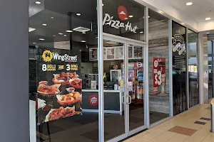 Pizza Hut Rutherford image