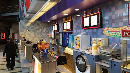 Movie Theater «Regal Cinemas Gilbert 14», reviews and photos, 1012 South Gilbert Road, Gilbert, AZ 85296, USA