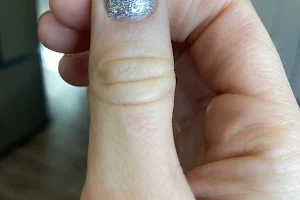 Lynn's Nails image