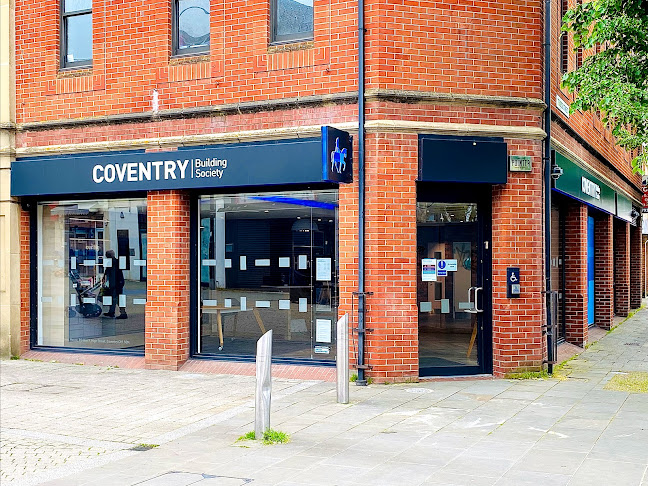Reviews of Coventry Building Society Swindon in Swindon - Bank