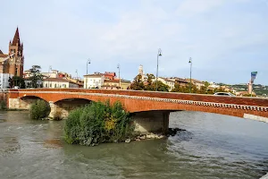 Ponte delle Navi image