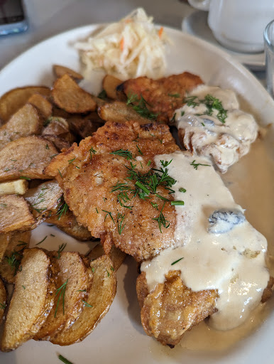 Kalinka Russian Cuisine image