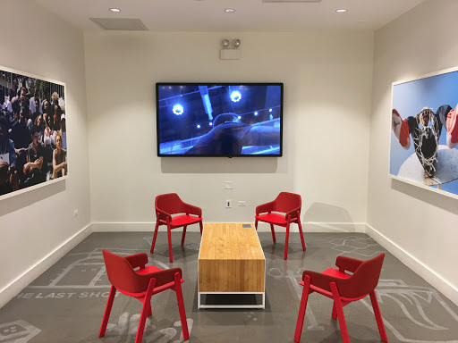 Shoe Store «Footaction», reviews and photos, 32 S State St, Chicago, IL 60603, USA