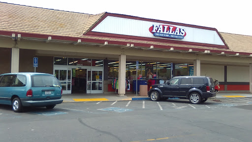 Fallas Discount Stores, 2405 Geer Rd, Turlock, CA 95382, USA, 