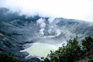 Mount Tangkuban Parahu image